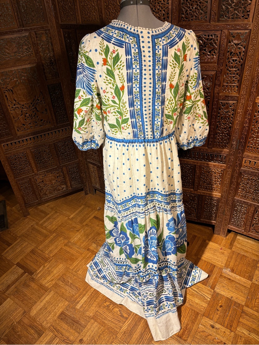 FARM Rio Maxi Dress Cream with Blue Floral and Parrot Motif - Picture 4 of 11